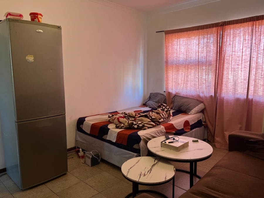  Bedroom Property for Sale in Cravenby Western Cape